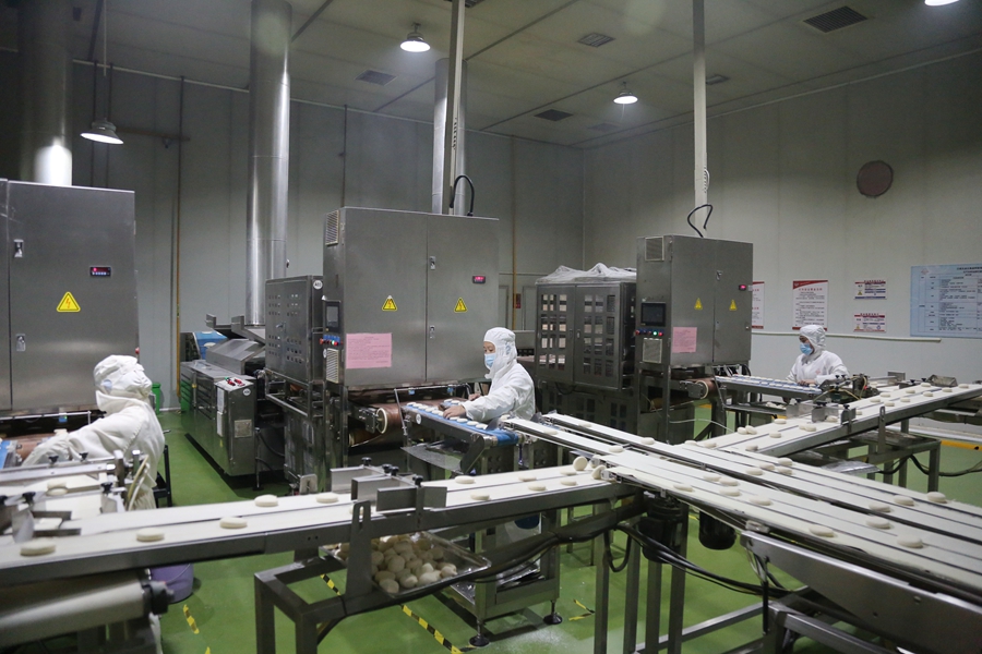 石城 趕制訂單 保障年底市場供應(yīng)，日用百貨產(chǎn)銷兩旺